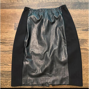 NWOT Aritzia Babaton Black Vegan Faux Leather Skirt Size 4